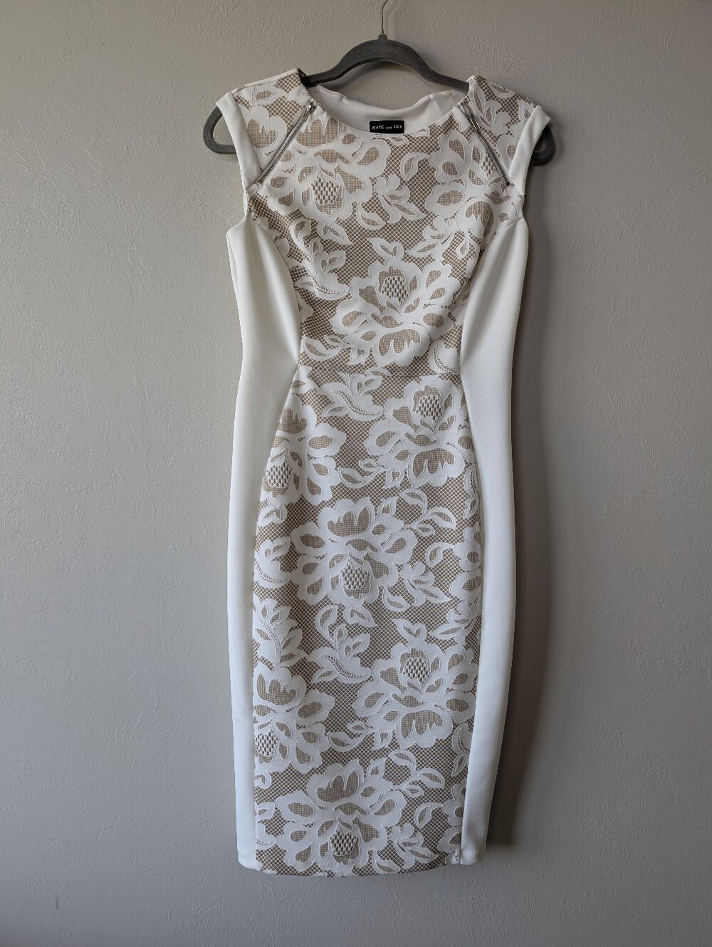 Kate & Lily Cream Lace-Inset Midi Sheath Dress Size 4 Stretch Sleeveless Stretch